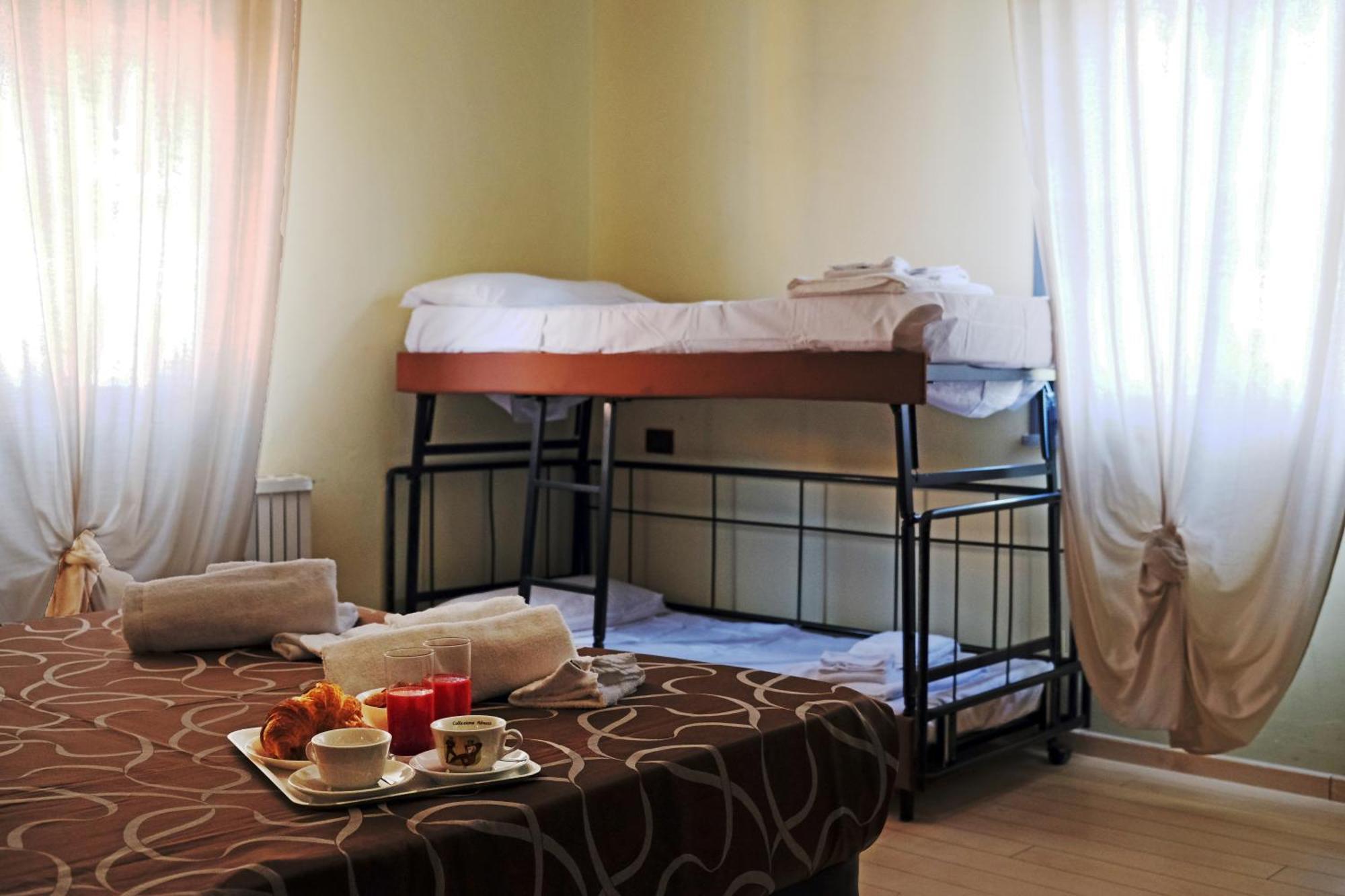 Hotel Canasta Ріміні Екстер'єр фото